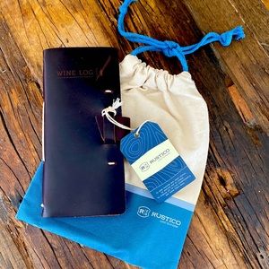 NWT Rustico Leather Wine Log